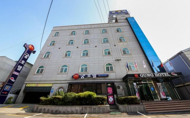 Gung Hotel Jeonju Esterno foto