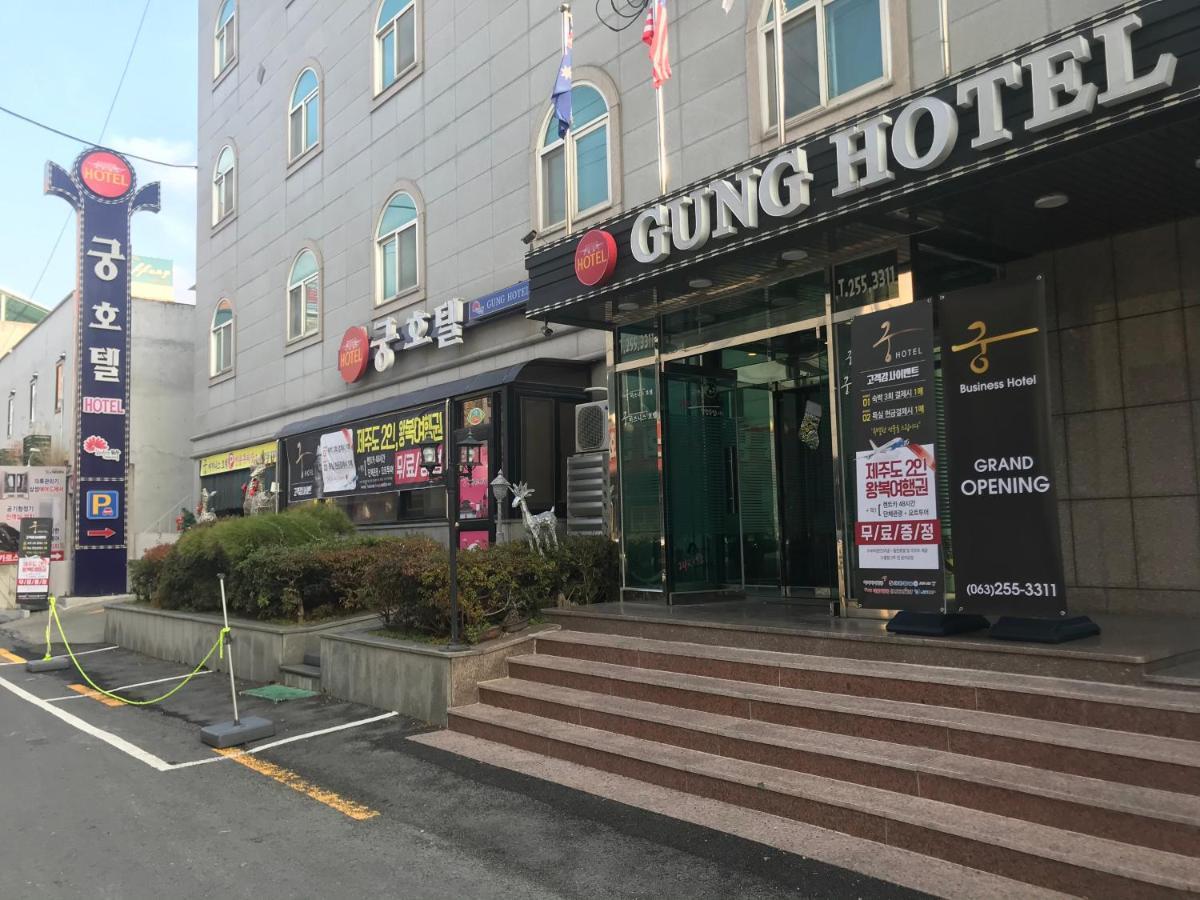 Gung Hotel Jeonju Esterno foto
