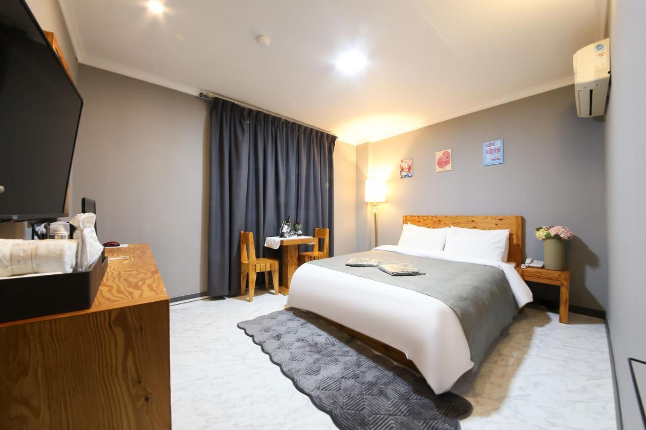 Gung Hotel Jeonju Camera foto