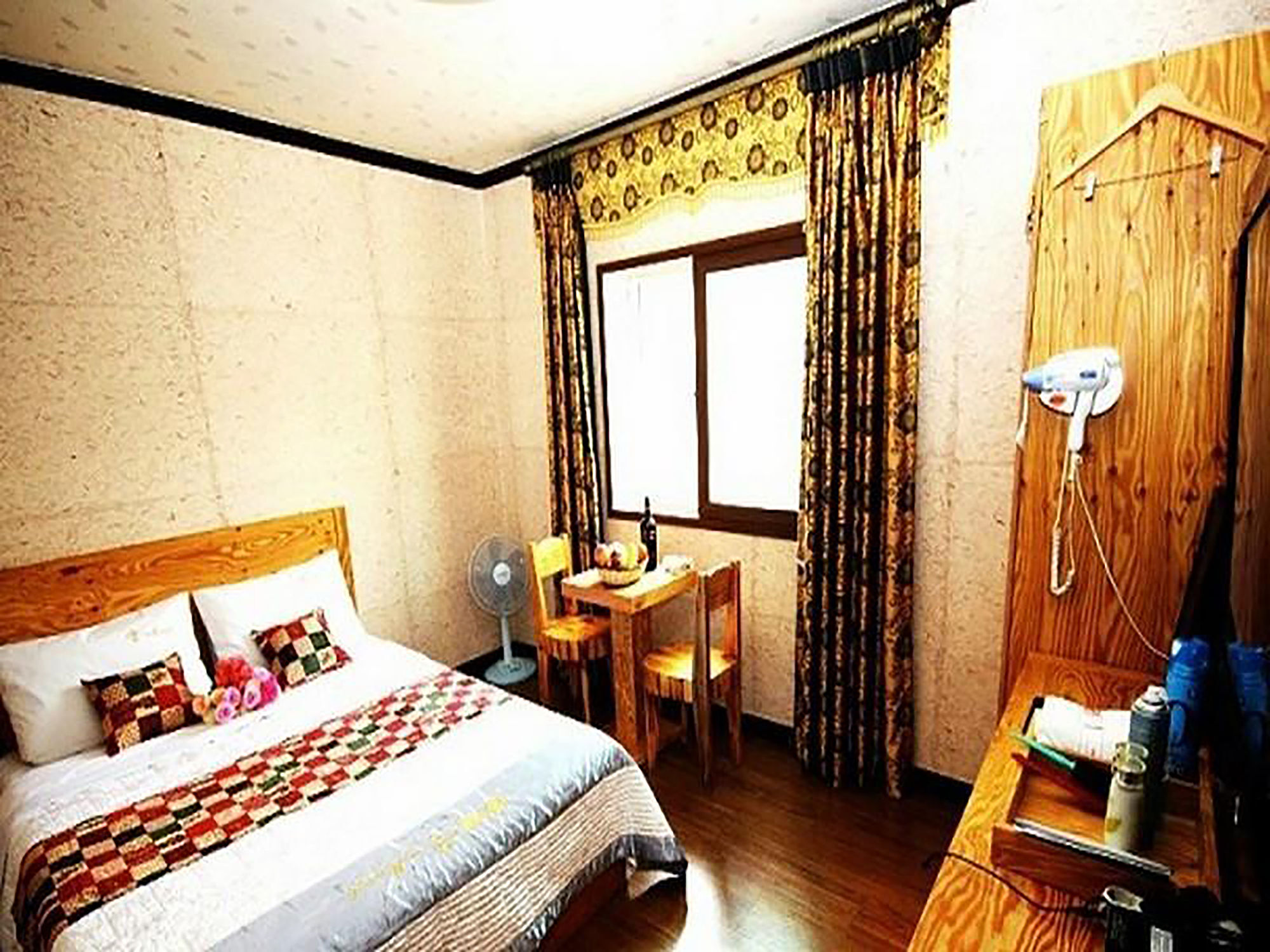 Gung Hotel Jeonju Esterno foto